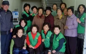해금강워터랜드 사우나, 노인 무료 목욕봉사